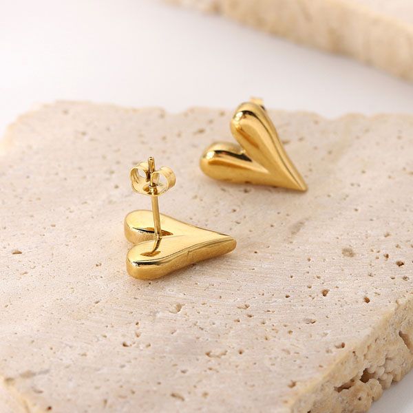 fashion metal 14k gold plated stud earrings stainless steel heart earrings for women jde201719, Golden;silver
fashion metal 14k gold plated stud earrings stainless steel heart earrings for women jde201719, Golden;silver