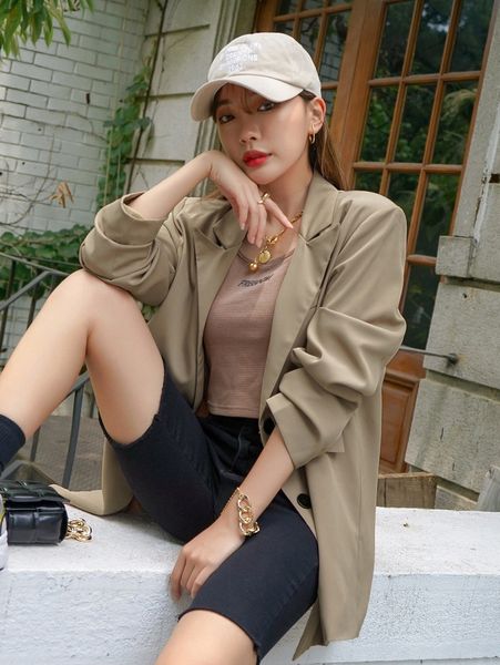 dazy solid single breasted blazer 08cb#, White
dazy solid single breasted blazer 08cb#, White