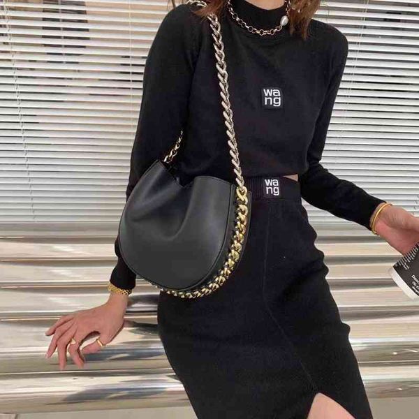 evening bags women shoulder chain fashion bucket ladies crossbody bag large vintage female handbags retro semicircle girls clutch spring 220
evening bags women shoulder chain fashion bucket ladies crossbody bag large vintage female handbags retro semicircle girls clutch spring 220