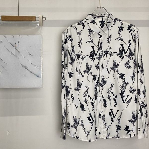 high-end designer fashion brand vl full-body letter print long-sleeved shirt men's summer new versatile handsome, White;black
high-end designer fashion brand vl full-body letter print long-sleeved shirt men's summer new versatile handsome, White;black