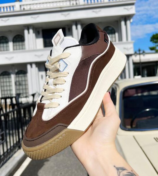 shoes luxury designer casual co-branded b713 skateboard sneakers men women casual shoe size 35-45
shoes luxury designer casual co-branded b713 skateboard sneakers men women casual shoe size 35-45