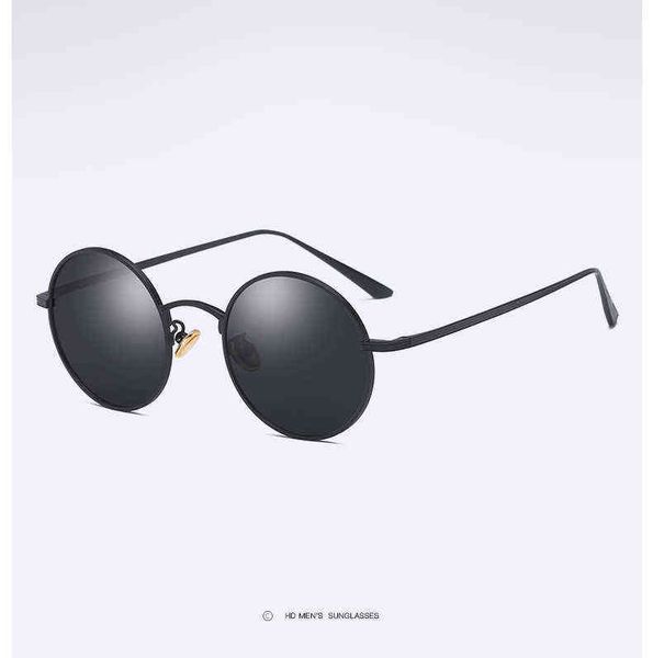 non designer fashion brand sunglasses des lunettes de soleil with black or brown leather case clean cloth retail box, White;black
non designer fashion brand sunglasses des lunettes de soleil with black or brown leather case clean cloth retail box, White;black