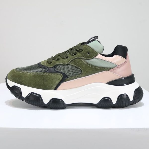 2022 designers women shoes triple s sneakers platform womens casual vintage cat paw casual shoe, Black
2022 designers women shoes triple s sneakers platform womens casual vintage cat paw casual shoe, Black