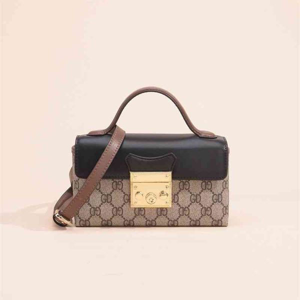 70% factory online sale handbag old flower trend single shoulder leather mini square
70% factory online sale handbag old flower trend single shoulder leather mini square