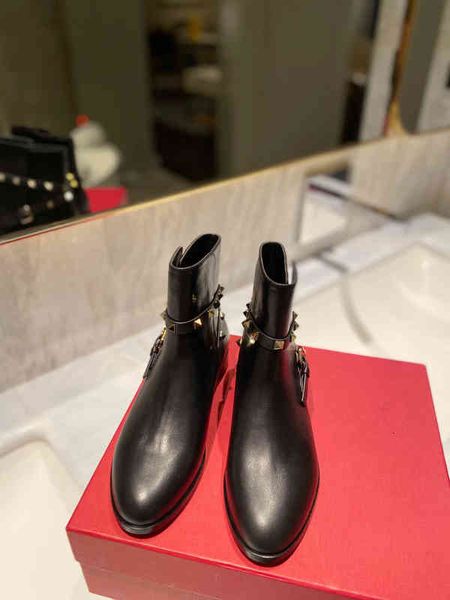 boots valen flat bottom rivet short boots net red same style motorcycle women's martin, Black
boots valen flat bottom rivet short boots net red same style motorcycle women's martin, Black