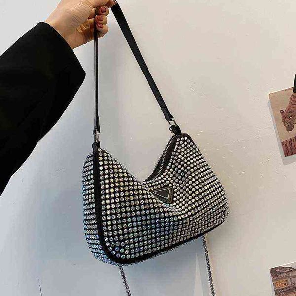 bling diamond design small crossbody messenger bags for women 2022 summer trend luxury fashion travel shoulder handbags purses y220413
bling diamond design small crossbody messenger bags for women 2022 summer trend luxury fashion travel shoulder handbags purses y220413