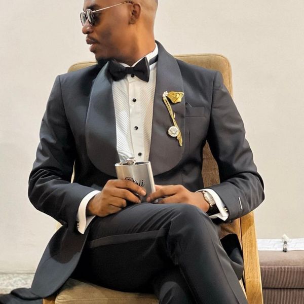 black wedding tuxedos men's suits shawl laple groom wear 2 piece italian coat set jacket with pants bespoke male fashion, Black;gray
black wedding tuxedos men's suits shawl laple groom wear 2 piece italian coat set jacket with pants bespoke male fashion, Black;gray