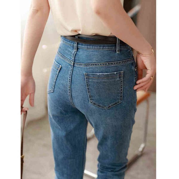 high waist straight-leg jeans women spring and summer light denim blue slim fit pencil trousers 221225
high waist straight-leg jeans women spring and summer light denim blue slim fit pencil trousers 221225
