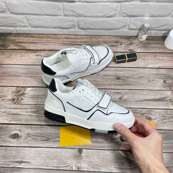designer's high-quality casual shoes women's running shoes cowhide low-cut white-green embroidered printed soft-soled breathable o, Black
designer's high-quality casual shoes women's running shoes cowhide low-cut white-green embroidered printed soft-soled breathable o, Black