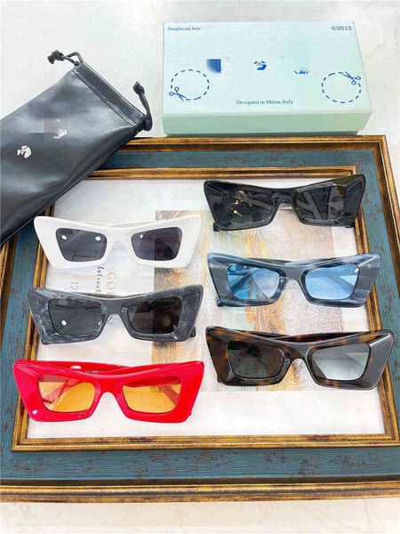 new off sunglasses windnet red same personalized fashion street men's and women's luxury eyewear fashion, White;black
new off sunglasses windnet red same personalized fashion street men's and women's luxury eyewear fashion, White;black