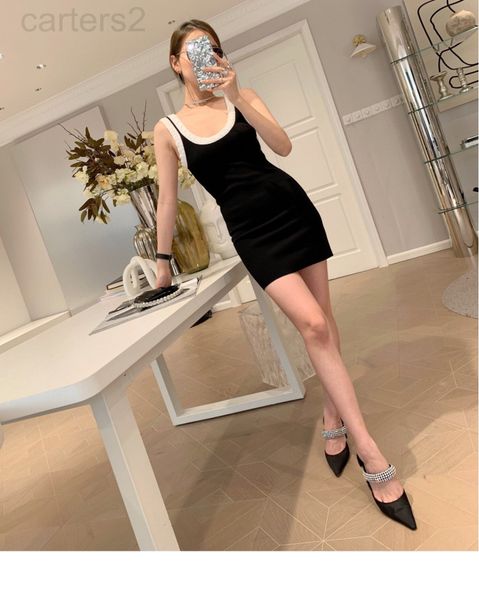casual dresses designer aw dawangjia 22 spring and summer new ribbon three-dimensional letter contrast color slim sleeveless dress jggx, Black;gray
casual dresses designer aw dawangjia 22 spring and summer new ribbon three-dimensional letter contrast color slim sleeveless dress jggx, Black;gray