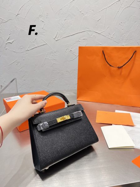 designers shoulder bag luxury tote purse handbag message bags cluth brand classic genuine leather crossbody gift box mini 20cm
designers shoulder bag luxury tote purse handbag message bags cluth brand classic genuine leather crossbody gift box mini 20cm