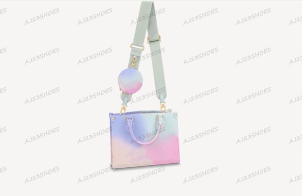 onthego pm tote bags 2022ss spring in the city embossed grained leather bicolor ipad mini designer bag compact on the go designers handbags
onthego pm tote bags 2022ss spring in the city embossed grained leather bicolor ipad mini designer bag compact on the go designers handbags