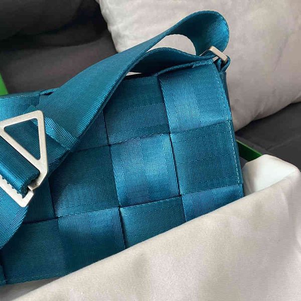 bottegas venetas handbag bag female 2022 woven tofu cassette one shoulder messenger small square pillow bagss r8zp
bottegas venetas handbag bag female 2022 woven tofu cassette one shoulder messenger small square pillow bagss r8zp