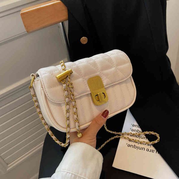 the new designer handbags popular embroidered thread bag women's summer 2022 chain msenger small square
the new designer handbags popular embroidered thread bag women's summer 2022 chain msenger small square