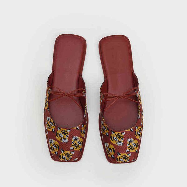 dress shoes mujer sapato fashion personality women shoe 2022 early spring bow tiger headwear flat heel slippers retro single mules 220810, Black
dress shoes mujer sapato fashion personality women shoe 2022 early spring bow tiger headwear flat heel slippers retro single mules 220810, Black