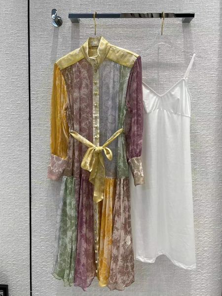 milan runway dresses 2022 spring summer stand collar lantern sleeve print women's designer dress brand same style sundress 0415-3, Black
milan runway dresses 2022 spring summer stand collar lantern sleeve print women's designer dress brand same style sundress 0415-3, Black