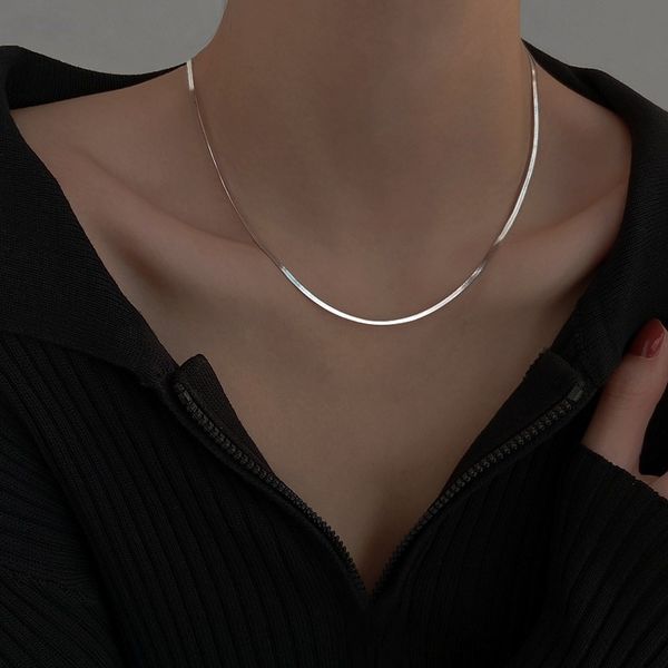 s925 sterling silver flat snake bones chain choker women's cold style ins niche design necklace high-grade light blade chain, Black
s925 sterling silver flat snake bones chain choker women's cold style ins niche design necklace high-grade light blade chain, Black