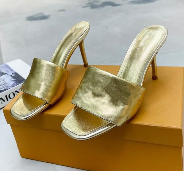 cow leather inner sheepskin thick heel middle flat slippers genuine leather more color sandals, Black
cow leather inner sheepskin thick heel middle flat slippers genuine leather more color sandals, Black