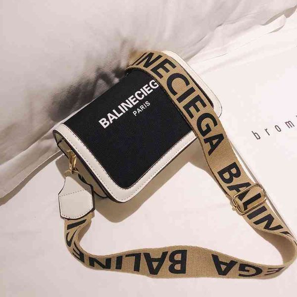 shoulder bags fashion wide shoulder strap korean versatile one shoulder messenger ba
shoulder bags fashion wide shoulder strap korean versatile one shoulder messenger ba