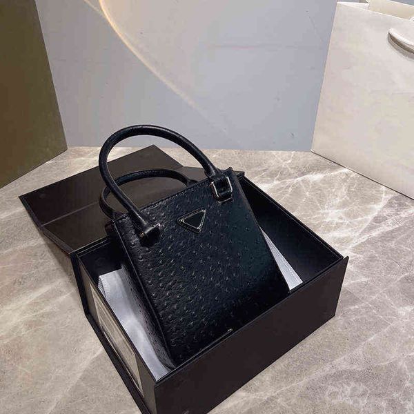 designer bags handbag shoulder bag women candy colors mini handbags luxury ostrich pattern crossbody bags ladies wallet 220524
designer bags handbag shoulder bag women candy colors mini handbags luxury ostrich pattern crossbody bags ladies wallet 220524