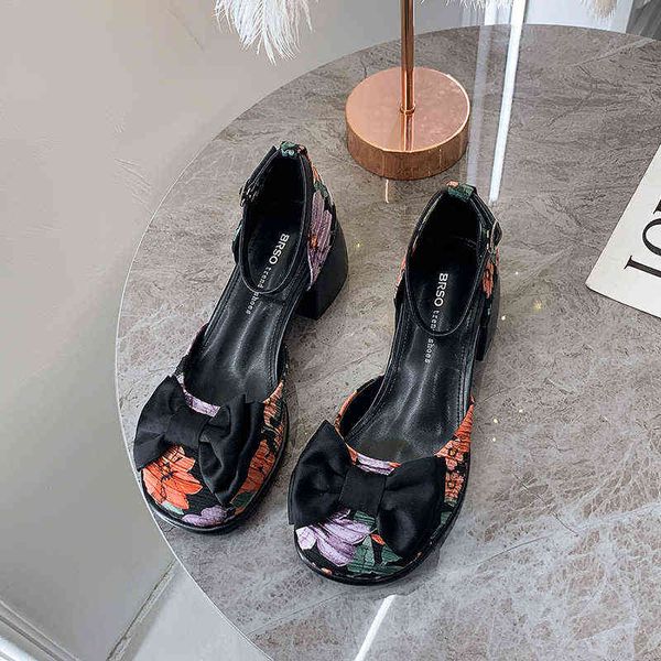 sandals 5cm retro ethnic style women s high heels summer and autumn flowers elegant bow elastic band work shoes 220427, Black
sandals 5cm retro ethnic style women s high heels summer and autumn flowers elegant bow elastic band work shoes 220427, Black