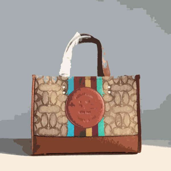 kou new rainbow field tote bag single shoulder msenger handbag c family canvas bag2022 luxury brand fashion design versatile ladies bags
kou new rainbow field tote bag single shoulder msenger handbag c family canvas bag2022 luxury brand fashion design versatile ladies bags