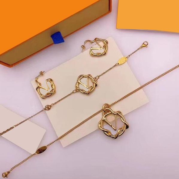 gold letter bracelets link chains fashion waist designers necklaces personality designer women pendant studs luxury earrings jewelry, Black
gold letter bracelets link chains fashion waist designers necklaces personality designer women pendant studs luxury earrings jewelry, Black