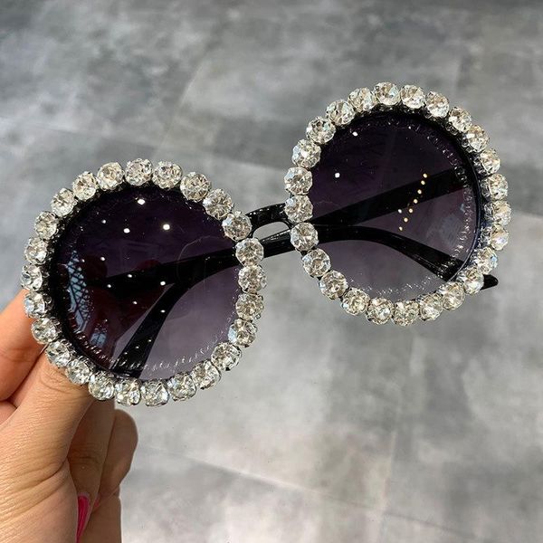 sales custom logo private label sunglass fashion round luxury shades bling diamond sun glasses crystal women sunglasses trendy, Blue
sales custom logo private label sunglass fashion round luxury shades bling diamond sun glasses crystal women sunglasses trendy, Blue