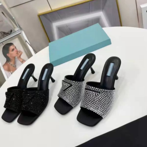 2022 summer new sandals crystal diamond slippers iconic triangular logo square head high-heeled women shoes size 35-40, Black
2022 summer new sandals crystal diamond slippers iconic triangular logo square head high-heeled women shoes size 35-40, Black