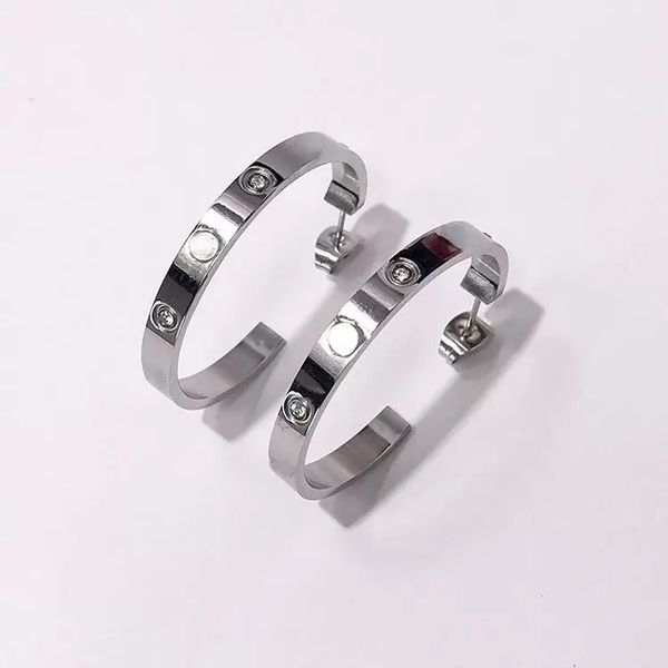 2022 luxury designer stud jewelry charm diamond hoop earrings for lady good quality stainless steel silver rose gold fashion wedding party w, Golden;silver
2022 luxury designer stud jewelry charm diamond hoop earrings for lady good quality stainless steel silver rose gold fashion wedding party w, Golden;silver