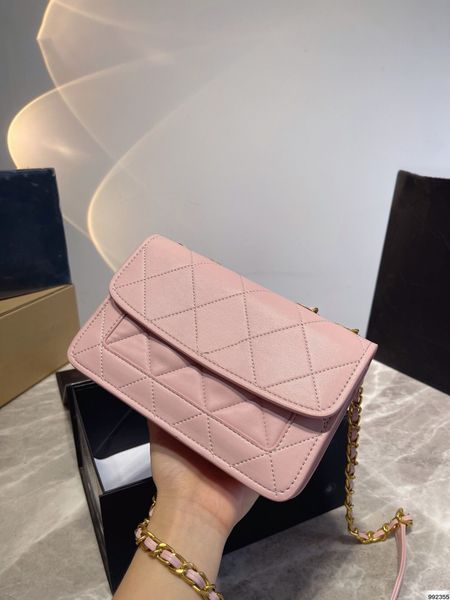 ly mini medieval bag flap bag calfskin sequin contrast color design classic quilted hardware chain cross shoulder bag designer luxury clutch
ly mini medieval bag flap bag calfskin sequin contrast color design classic quilted hardware chain cross shoulder bag designer luxury clutch