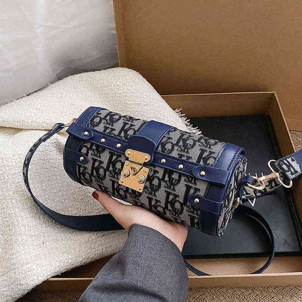 luxury designer handbag shoulder fashion hanfan crossbody for women pu leather female 2022 concise messenger bag
luxury designer handbag shoulder fashion hanfan crossbody for women pu leather female 2022 concise messenger bag