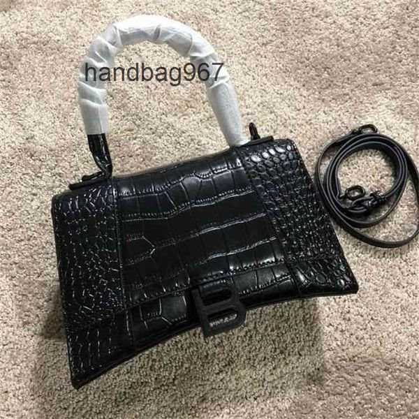handbags 2022 balencaigass's women's designer small bag spring summer hourglass crocodile handbag leather single sho 38zz
handbags 2022 balencaigass's women's designer small bag spring summer hourglass crocodile handbag leather single sho 38zz