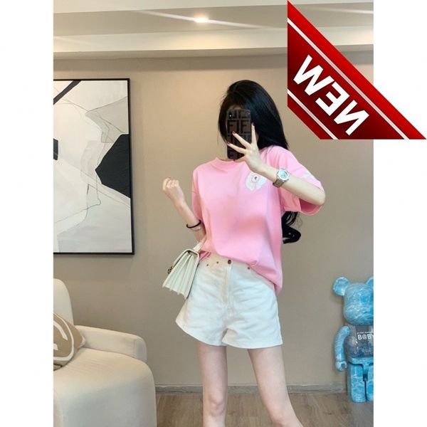ch22ss spring summer new leather label t-shirt small xiangling check shorts match design leisure and fashion wear, White;black
ch22ss spring summer new leather label t-shirt small xiangling check shorts match design leisure and fashion wear, White;black