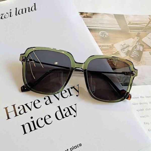 luxury brand designer 2022 version new fashion large frame polarized high sense sunglass trend vintage sun glasses for men ladies eyewear wh, White;black
luxury brand designer 2022 version new fashion large frame polarized high sense sunglass trend vintage sun glasses for men ladies eyewear wh, White;black