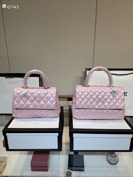 2022 designer luxury classical handbags women shoulder bag coco handle feminina clutch tote lady bags messenger bag wholesale fashion shoppi
2022 designer luxury classical handbags women shoulder bag coco handle feminina clutch tote lady bags messenger bag wholesale fashion shoppi