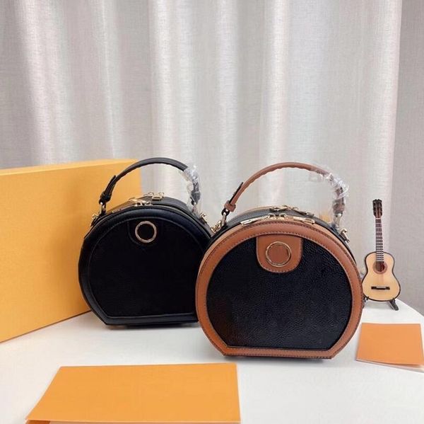 designer brand luxury design round shoulder crossbody bag fashion rounded bags letter printing leather handbag women's messenger bag
designer brand luxury design round shoulder crossbody bag fashion rounded bags letter printing leather handbag women's messenger bag