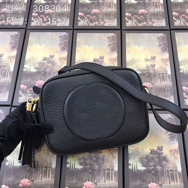 designe women's camera bag real leather famous handbag small bag ladies fresh luxurys tassel purses size 21cm with original box black r
designe women's camera bag real leather famous handbag small bag ladies fresh luxurys tassel purses size 21cm with original box black r