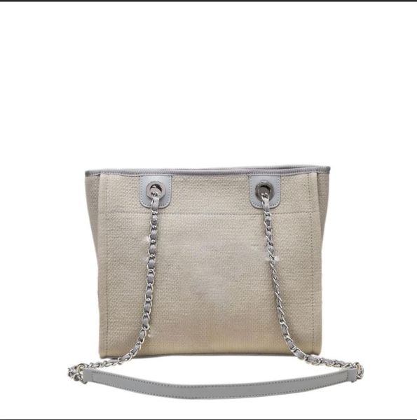2022 new color mother and child beach denim canvas classic travel shopping cowhide handle mommy bag simple buckle design 665
2022 new color mother and child beach denim canvas classic travel shopping cowhide handle mommy bag simple buckle design 665