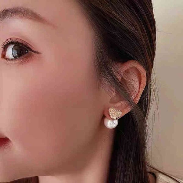 2022 new d home dijia new cd love pearl earrings women's net red same fashion versatile high version 925 sier needle earrings, Golden
2022 new d home dijia new cd love pearl earrings women's net red same fashion versatile high version 925 sier needle earrings, Golden