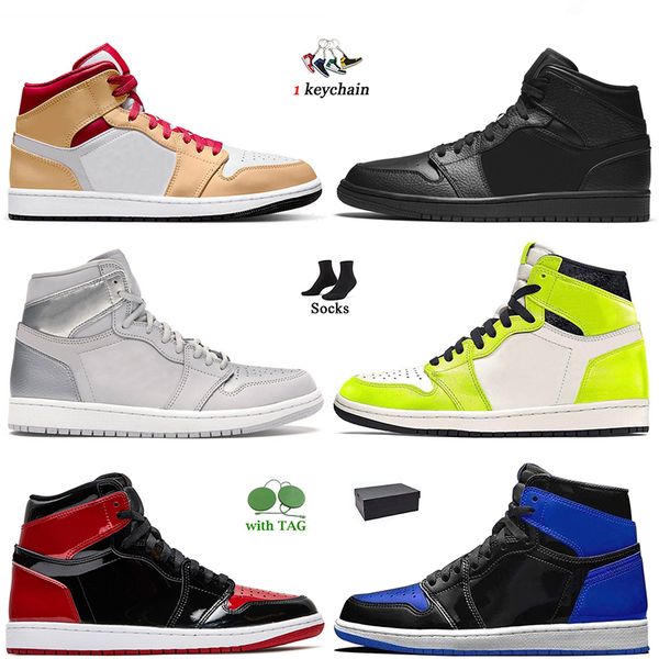 2022 designer fashion high og men basketball shoes jumpman 1 1s visionaire surfaces patent bred university blue smoke grey for women mens tr
2022 designer fashion high og men basketball shoes jumpman 1 1s visionaire surfaces patent bred university blue smoke grey for women mens tr