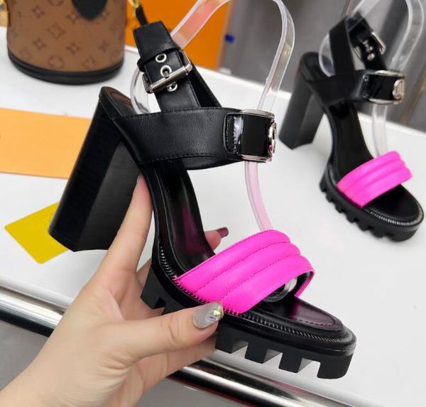 luxury women sandals star trail sandal circle buckle on the strap decorative zip outing beach party green blue white 9cm heel, Black
luxury women sandals star trail sandal circle buckle on the strap decorative zip outing beach party green blue white 9cm heel, Black