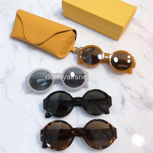 sunglasses lw luoyijia round frame sunglasses street s net red ins same personalized trend, White;black
sunglasses lw luoyijia round frame sunglasses street s net red ins same personalized trend, White;black