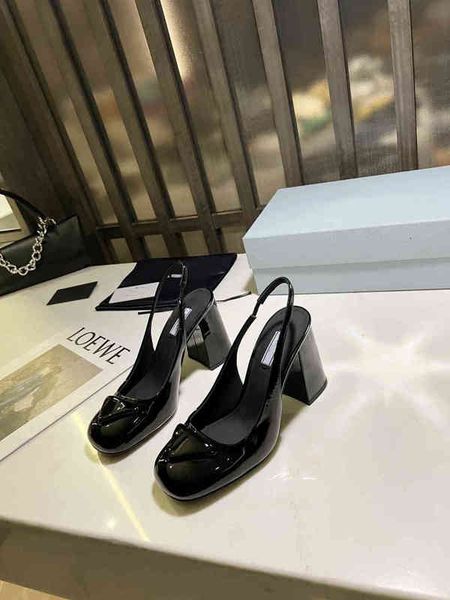 women's double sandals strap square head summer sandals high heels brown black white simple and fashionable fashion cliff
women's double sandals strap square head summer sandals high heels brown black white simple and fashionable fashion cliff