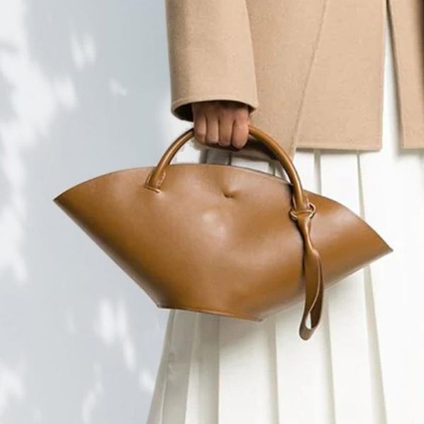 evening bags fashion design women's bucket small solid color handbags female brand crossbody shoulder for women totes 2022 purse
evening bags fashion design women's bucket small solid color handbags female brand crossbody shoulder for women totes 2022 purse