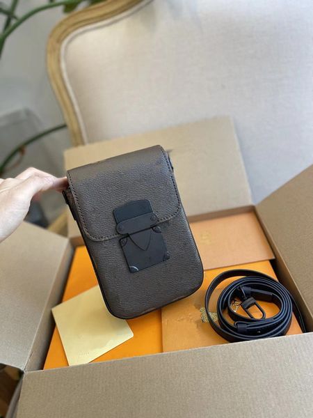 designer shoulder bag fashion phone bags men and women crossbody purses cute little monsters pack cases luxury messenger pockets
designer shoulder bag fashion phone bags men and women crossbody purses cute little monsters pack cases luxury messenger pockets