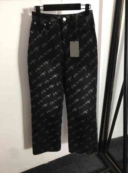 designer womens pants all over letter print straight leg black jeans trousers luxury casual pants for women 0912, Black;white
designer womens pants all over letter print straight leg black jeans trousers luxury casual pants for women 0912, Black;white