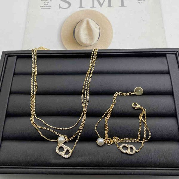 new letter diamond pearl bracelet women's simple personality trend2022 luxury brand fashion design versatile necklace, Silver
new letter diamond pearl bracelet women's simple personality trend2022 luxury brand fashion design versatile necklace, Silver