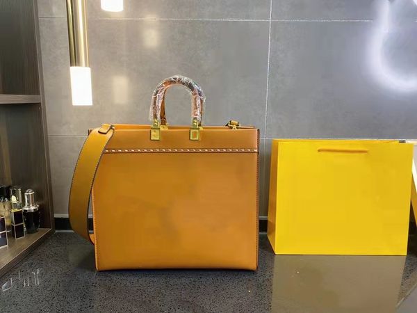 new womens pruse women luxurys designers bags lady leather artsy handbag tote crossbody bags purse on chain shoulder
new womens pruse women luxurys designers bags lady leather artsy handbag tote crossbody bags purse on chain shoulder
